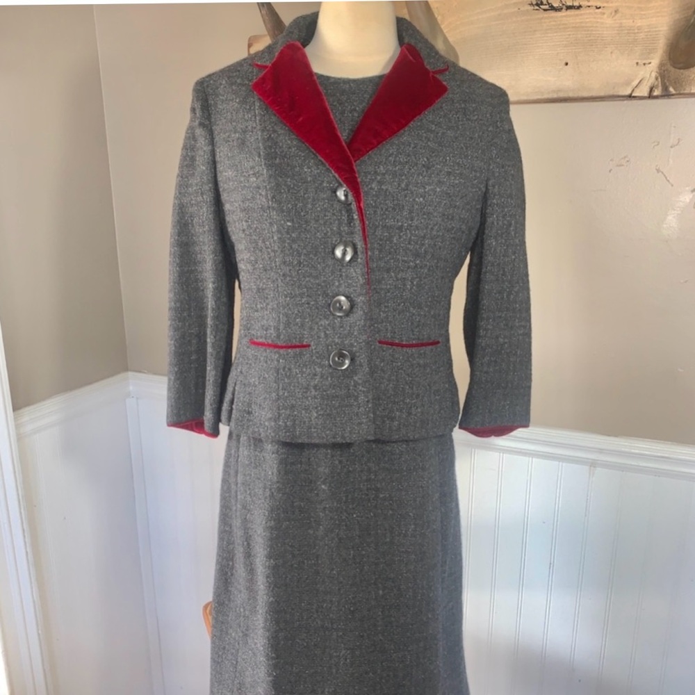VTG Marshall Fields Shop 28 Couture Custom Women’s suit Dress